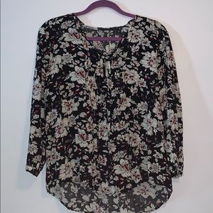 Fun 2 Fun v-neck floral blouse